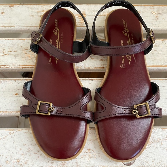 Shoes - Vintage Etienne Aigner Oxblood Comfort Sandal 8